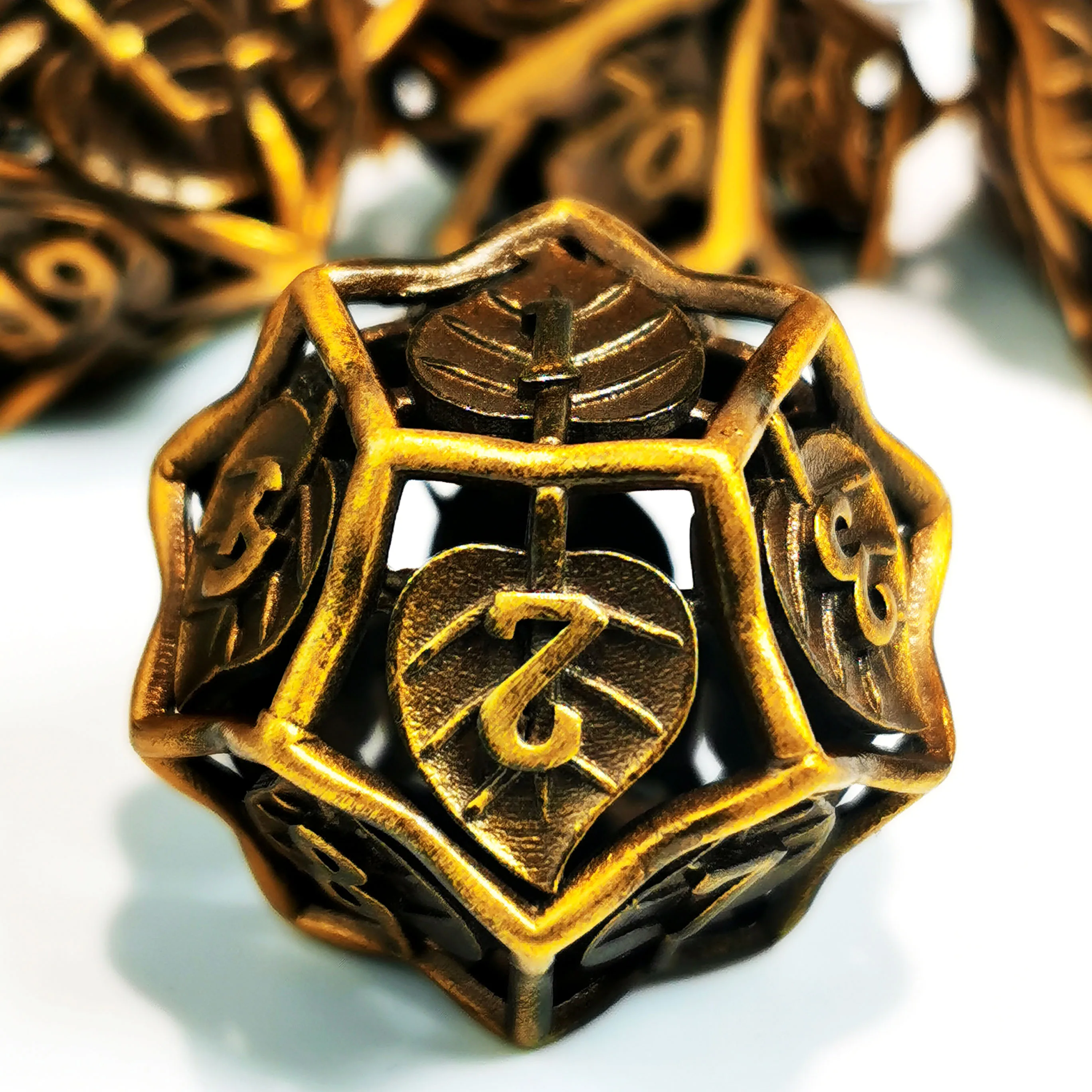 "Gold DnD Metal Dice Set - 7 Piece Zinc Alloy Polyhedral Dice for Dungeons & Dragons, RPG & Tabletop Games" 5