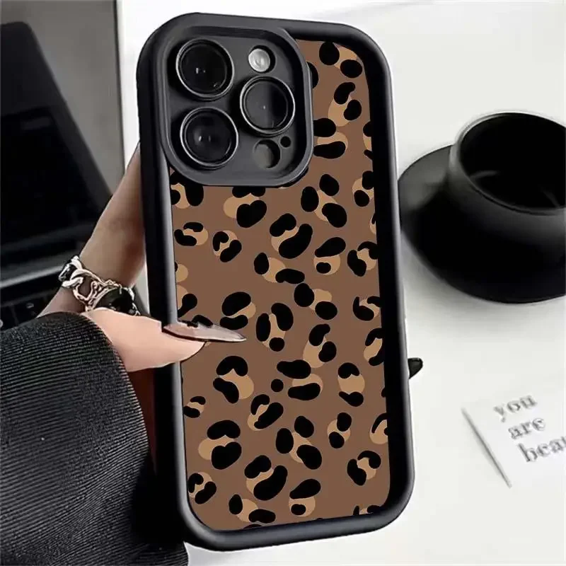 Chic Retro Black Leopard Print Phone Case Cover
