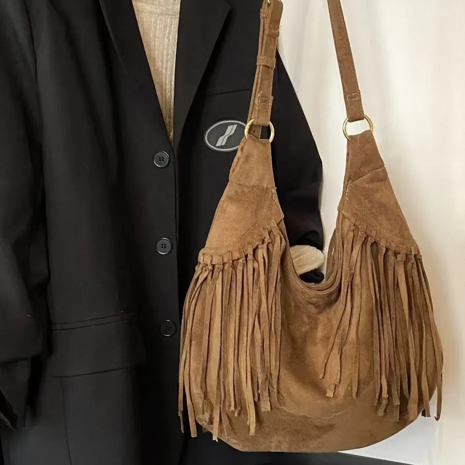 Women Large Capacity Frosted Tassel Shoulder Bag Faux Suede Fringe Underarm Bag Travel Tote Handbag Female Shopping Bag