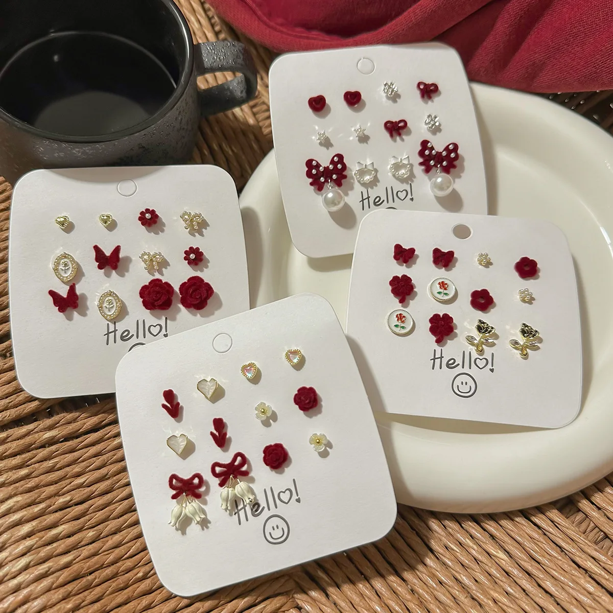 

Серьги женские из серебра 925 пробы с бабочкой