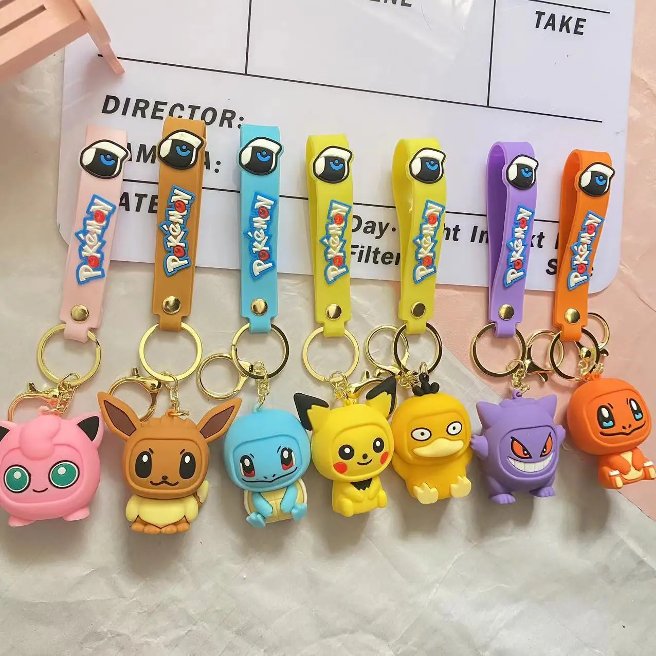 

Pokemon Pikachu Keychains Cartoon Charmander Squirtle Action Figures Doll Key Ring Pendant Eevee Toys Gifts Keyholder Ornament