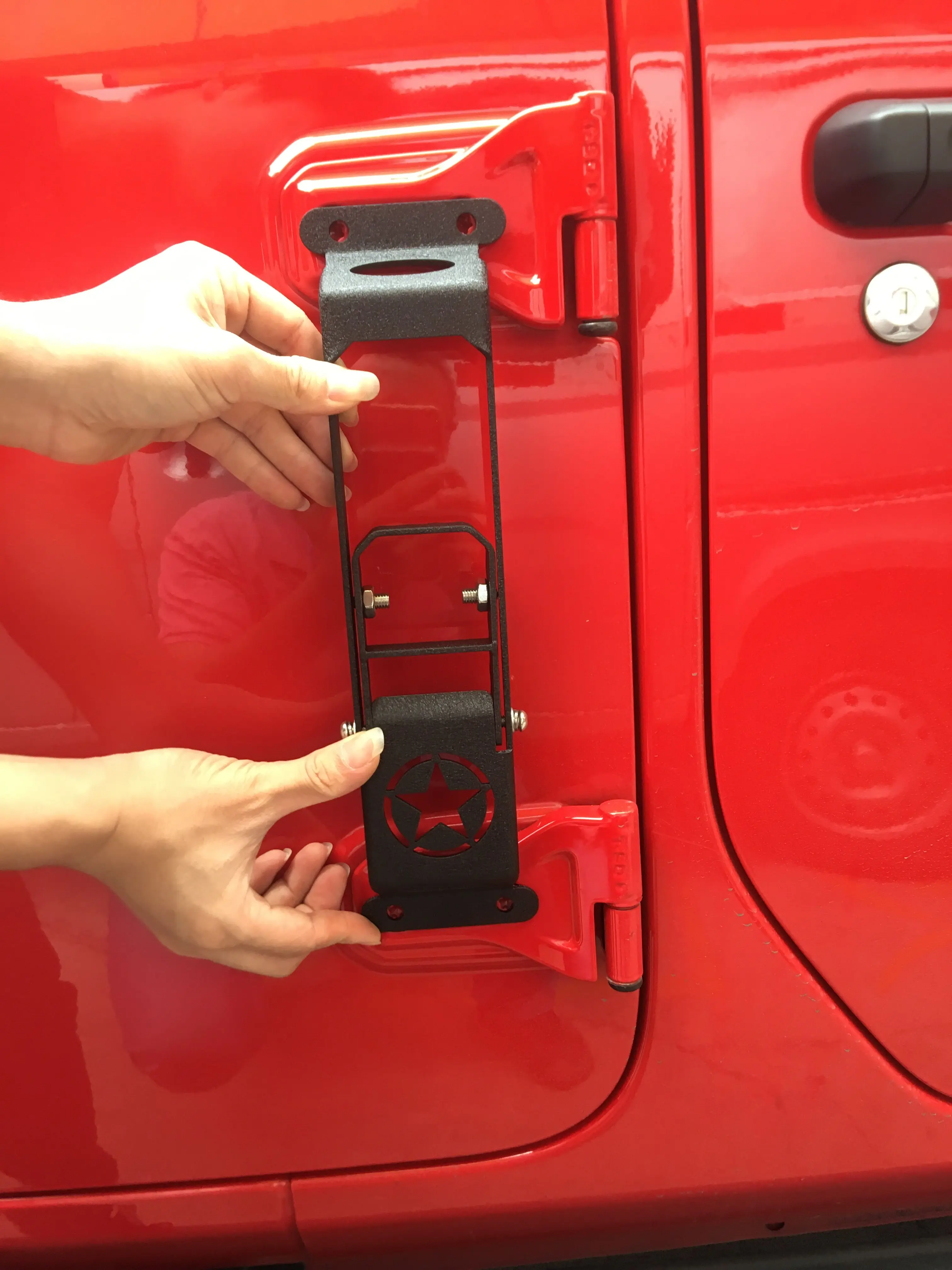 

Exterior Door Hinge Step Metal Folding Foot Pegs No Drilling for Jeep Wrangler JL1091 LantSun