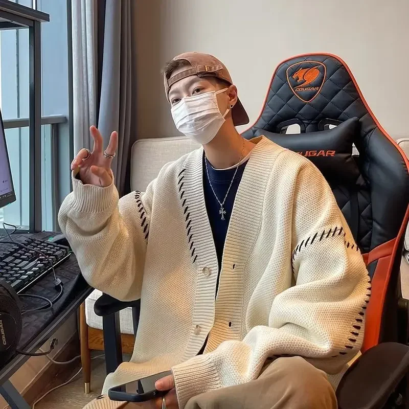 Men's Soft Supple Idle Style Knitted Sweater Loose-fit V-neck Long Sleeve Preppy Style Jacket For Autumn/winter