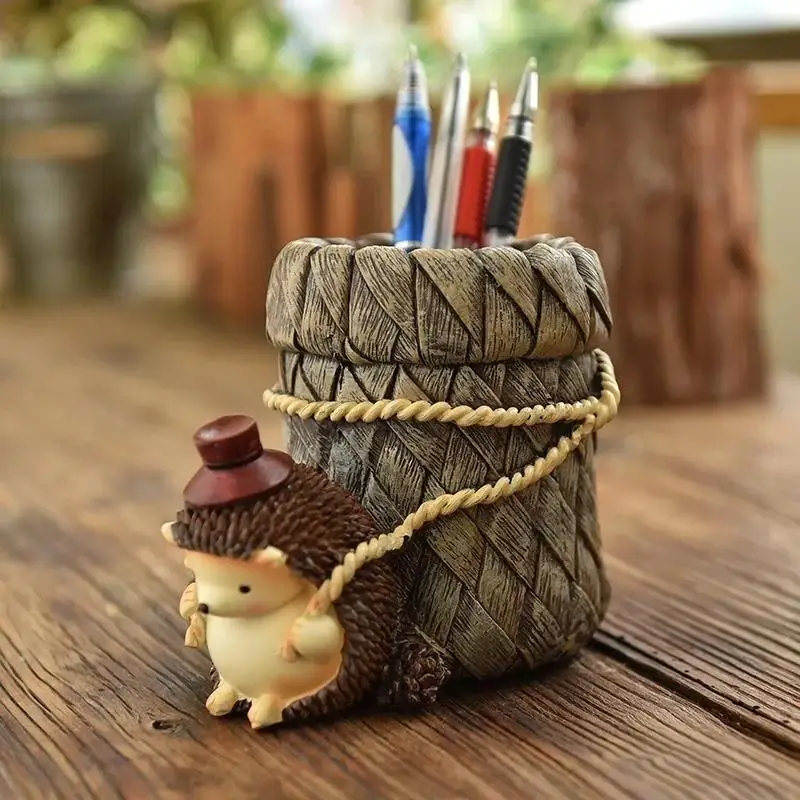 Creative Hedgehog Resin Pen Holder Cute Student Cartoon Pen Holder Office Study Desktop Pen Holder Ornament Desktop Decor Gift
