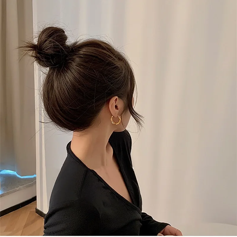 Needle Korean Twist Ear Ring Simple Earrings OL Commuter Exquisite Elegant Earrings All-match Earrings