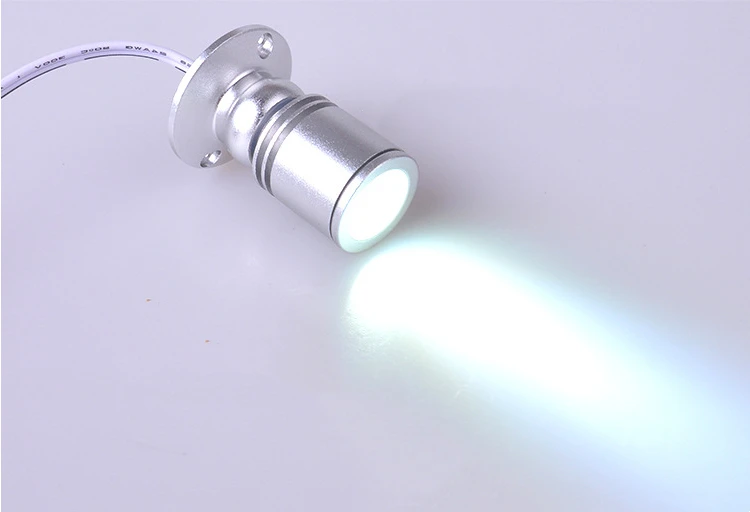Projecteur LED Pour Vitrine Ou Armoire D'exposition - 1 Pièce, En Acier Inoxydable - Neuf