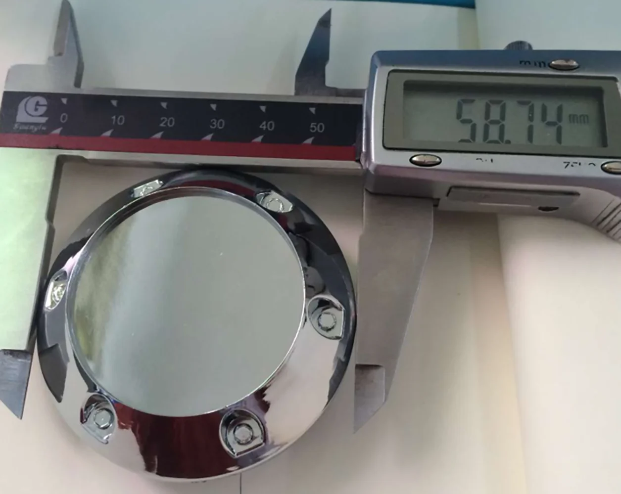 CFPerformance 4 Stück 59 mm/2,32 Zoll Außendurchmesser 56 mm/2,2 Zoll Innendurchmesser Felgenmittenkappe für NEX-O-Räder MK009 # 481K60 i40 16" Rad Reifen Felgennabenkappenabdeckung – Detail 2