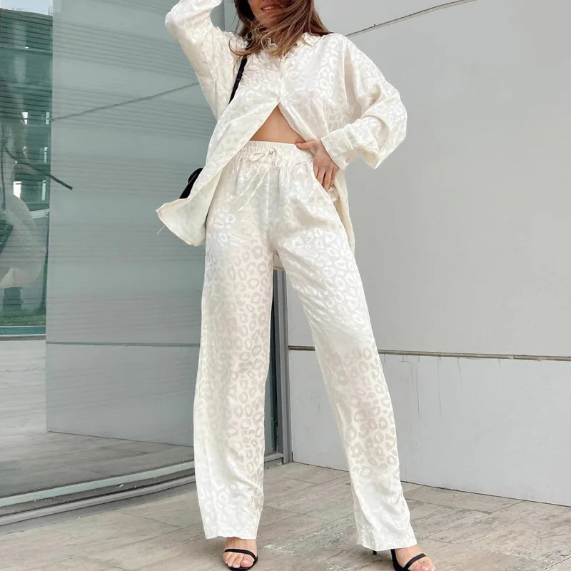 thumbnail image 1 of Conjuntos de pantalones anchos con estampado de leopardo para mujer, atuendo informal holgado de moda, conjuntos de 2 piezas, ropa de verano, 2024, 1 of 5