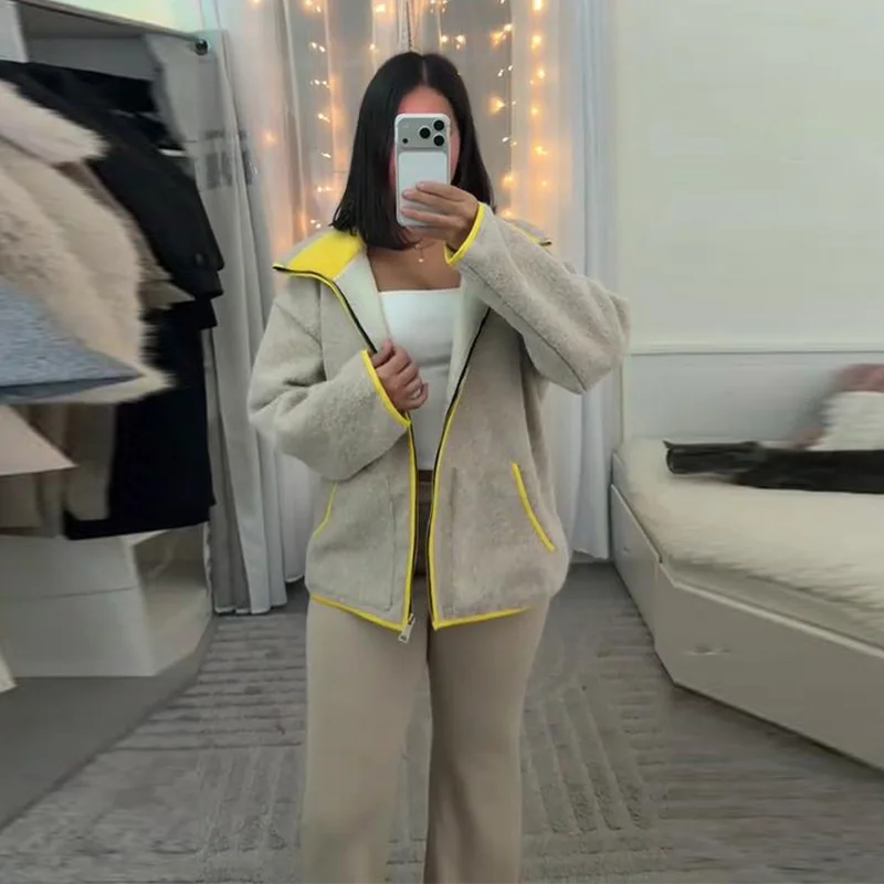 سترة صوفية متباينة غير رسمية للنساء بياقة واقفة وجيوب وسحاب وأكمام طويلة معطف نسائي لخريف وشتاء 2025 جديد للسيدات في ملابس خارجية