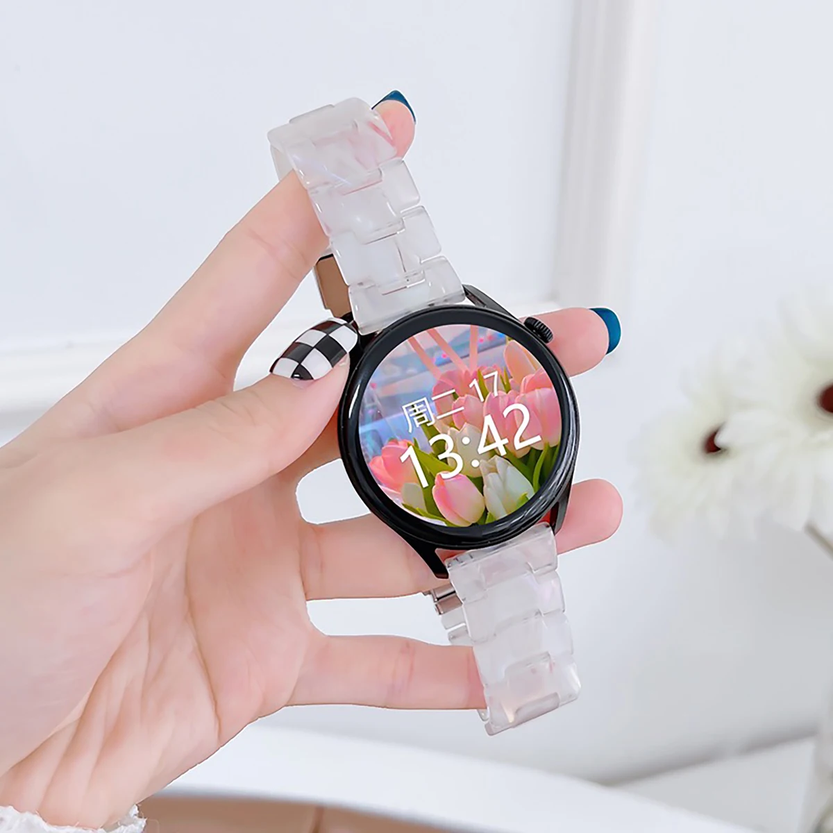 Universal 18mm Women's Resin Watch Strap - Trendy Design