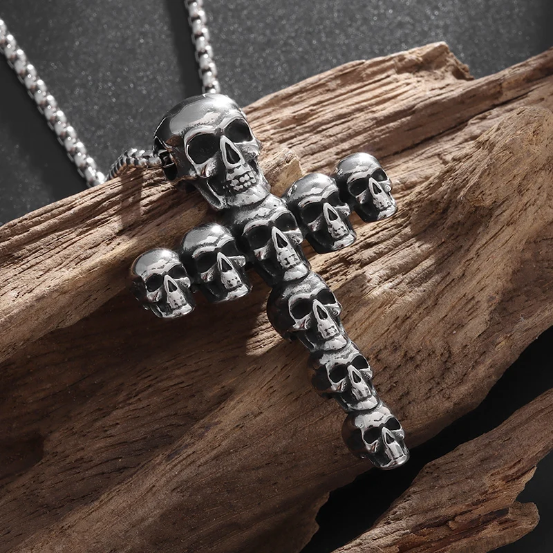 

Christian Jesus Cross Full Skull Pendant Necklace Men's Personalized Cycling Punk Exorcism Amulet Jewelry