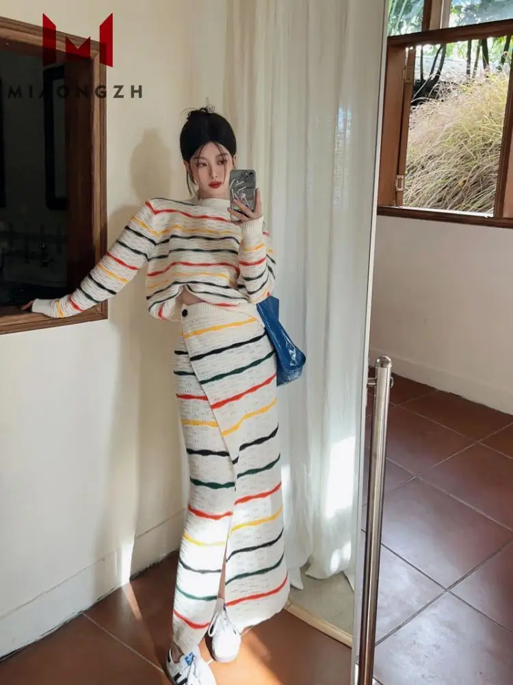 

Hit Color Striped Suits For Women Knitted Pullovers + High Waist Casual Contrast Skirt 2 Pieces Set Female Fashion Sweater Sets