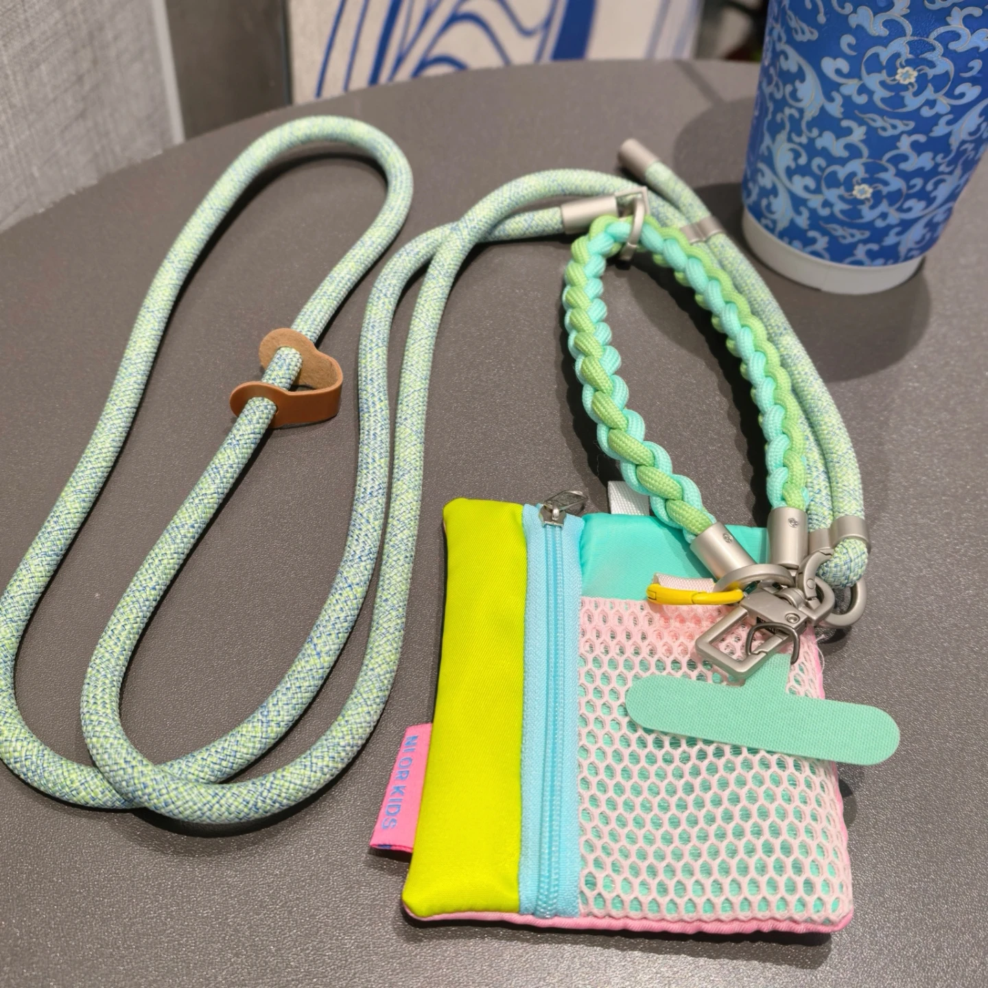 Outdoor Multi-Functional Adjustable Cross-Body & Neck-Wearing Mobile Phone Lanyard