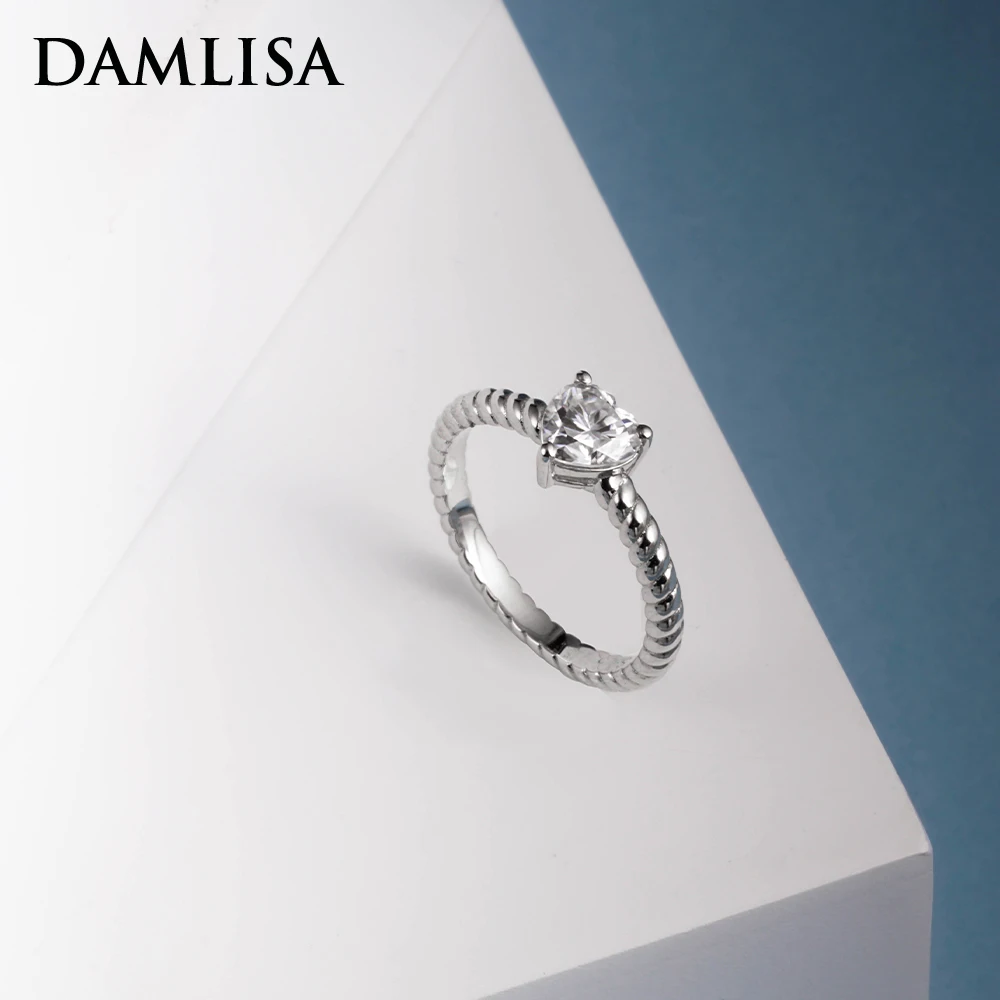 Damlisa 6X6Mm A Forma Di Cuore Moissanite Twist Ring 925 Sterling Silver 18K Placcato Oro D Color Moissanite Donna Fede Nuziale