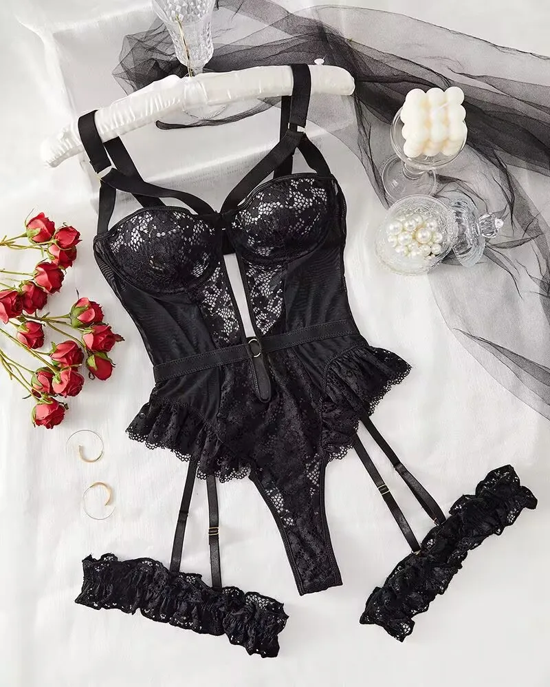 Sous-vêtements érotiques ensembles de soutiens-gorge pour femmes dentelle jarretière Lingerie intimes 2025 soutien-gorge à armatures et culotte tongs dames ensemble de sous-vêtements