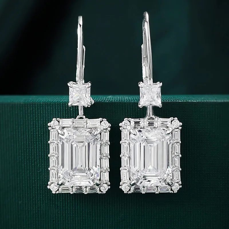 

Женские серьги-гвоздики из серебра 925 пробы, 8 х11 мм