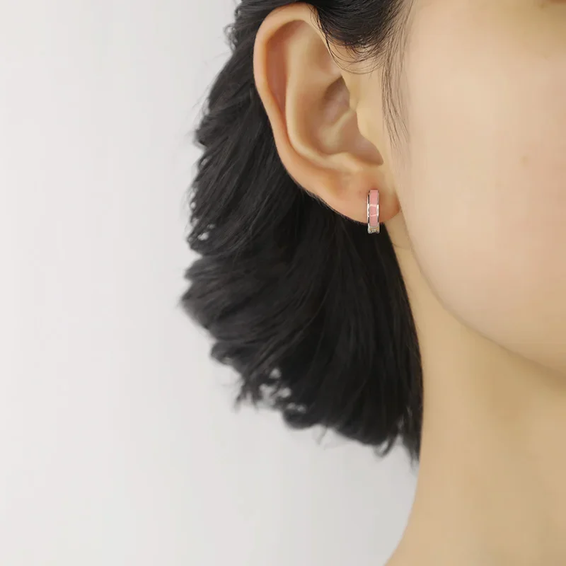 TrustDavis 925 Sterling Silver Hoop Earrings Black White Hoops Birthday Gift for Women Huggie Silver 925 Jewelry Brincos DA1800