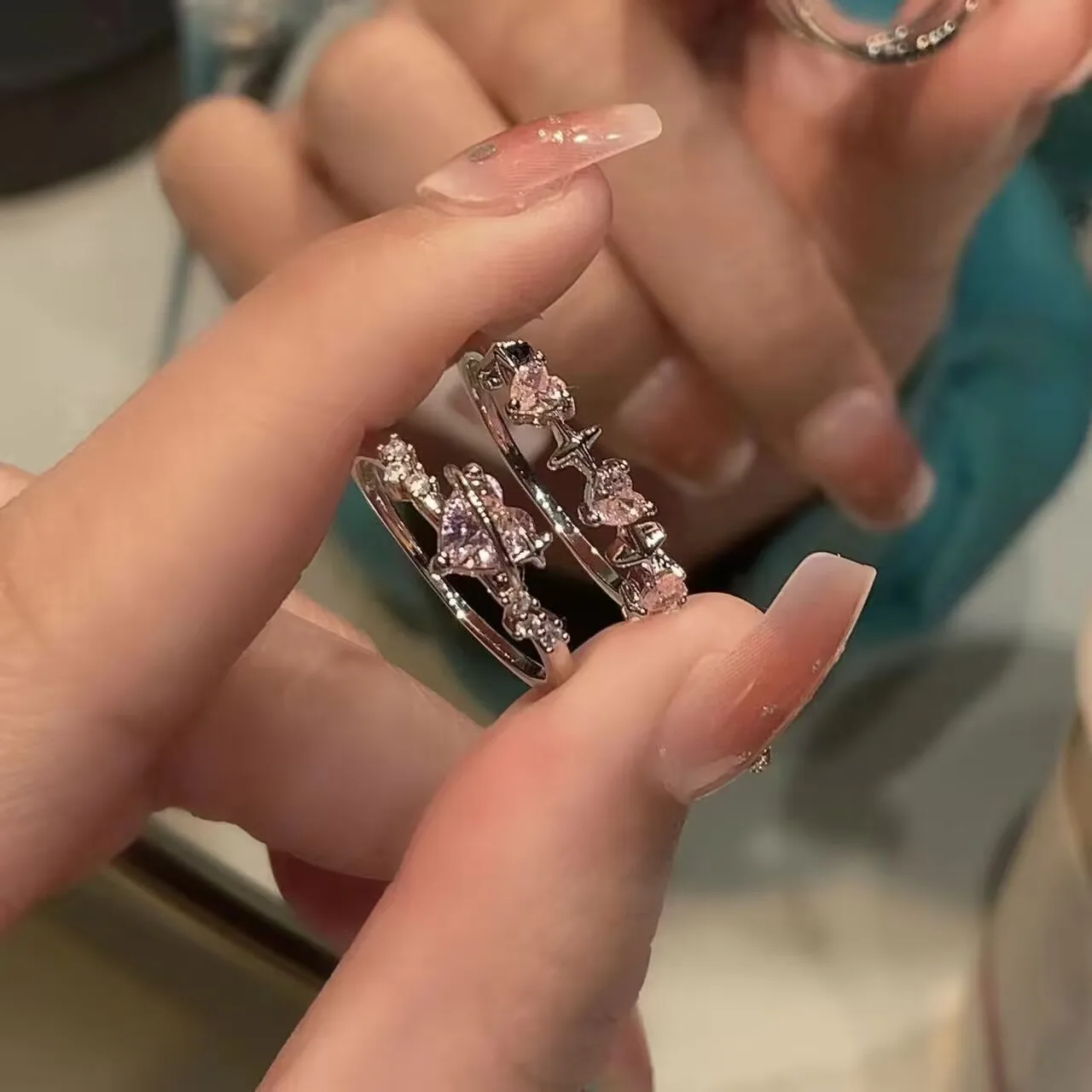 

Fashion Pink Heart Crystal Heart Rings Women Y2K Elegant Rhinestone Light Luxury Exquisite Bow Knot Finger Ring Jewelry Gifts