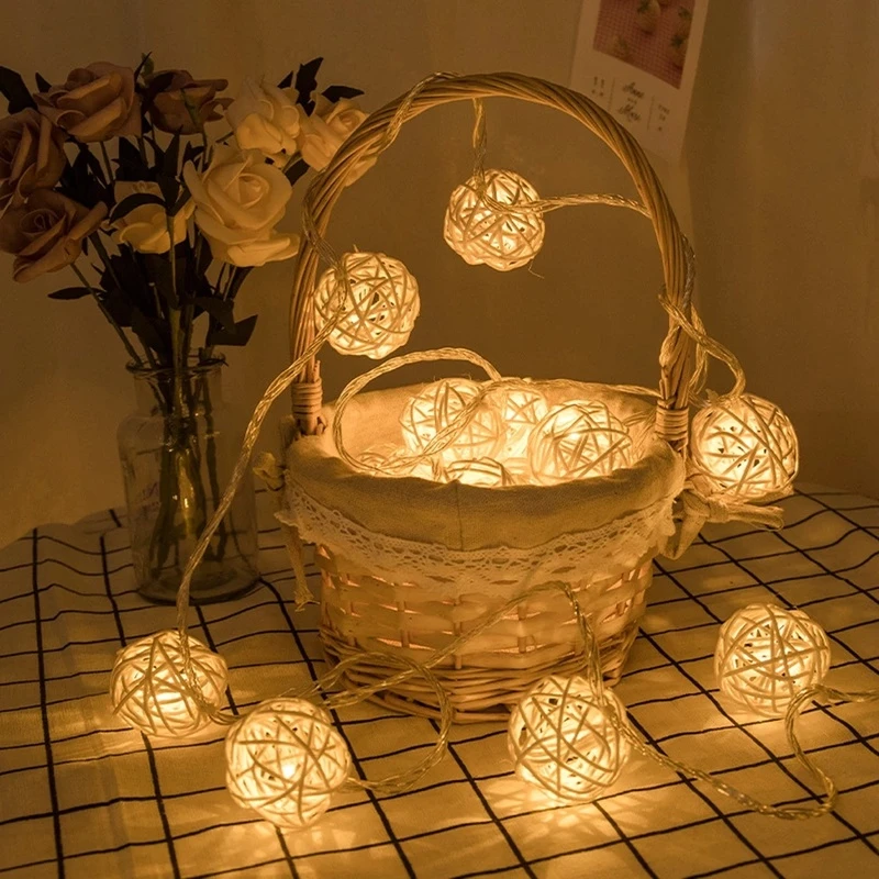 2.5m 20led Battery Powered Led Rattan Ball String Lights Decorative