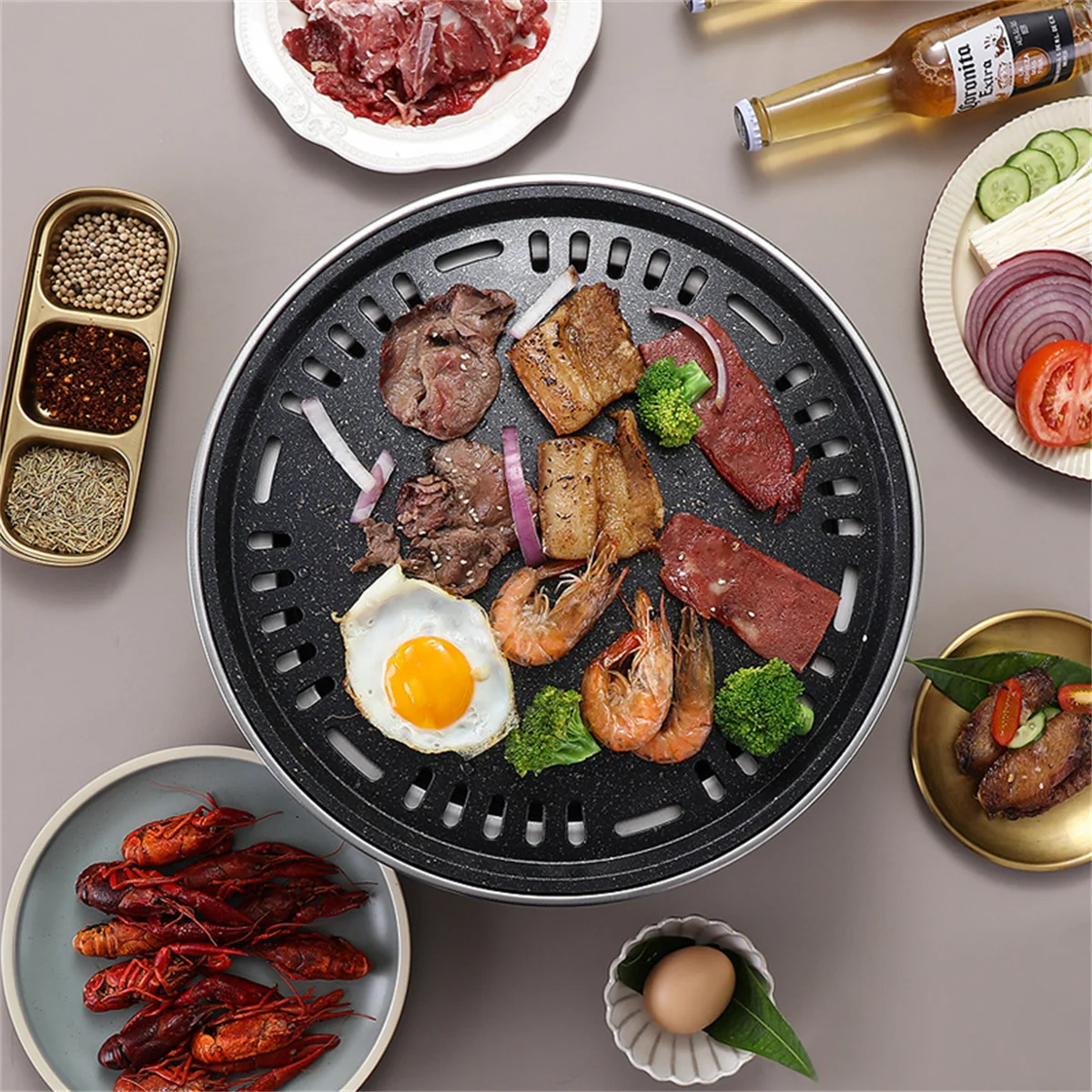 야외 캠핑의 필수품! 휴대용 무연 바베큐 그릴