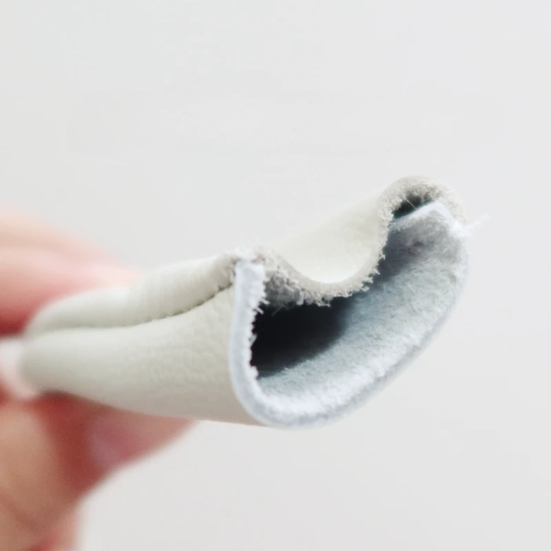 1 Pair of Wool Felt Cowhide Finger Covers Leather Thumb & Finger Protectors Embroidery Sewing DIY Wool Felt Anti-stick Hand Tool