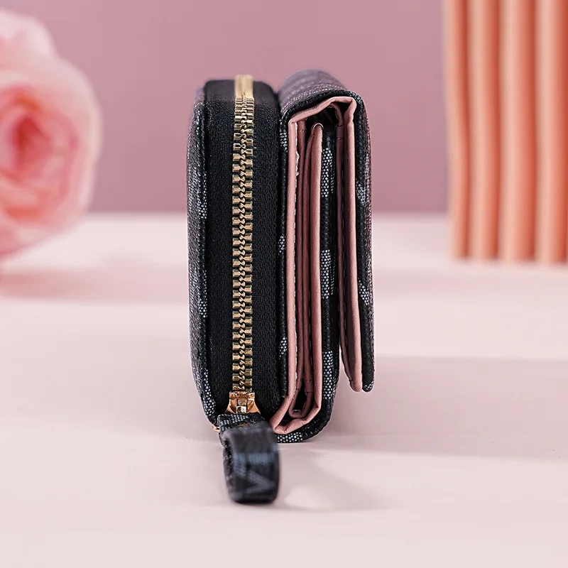 PlatiNum Tri-Fold Wallet Packaging
