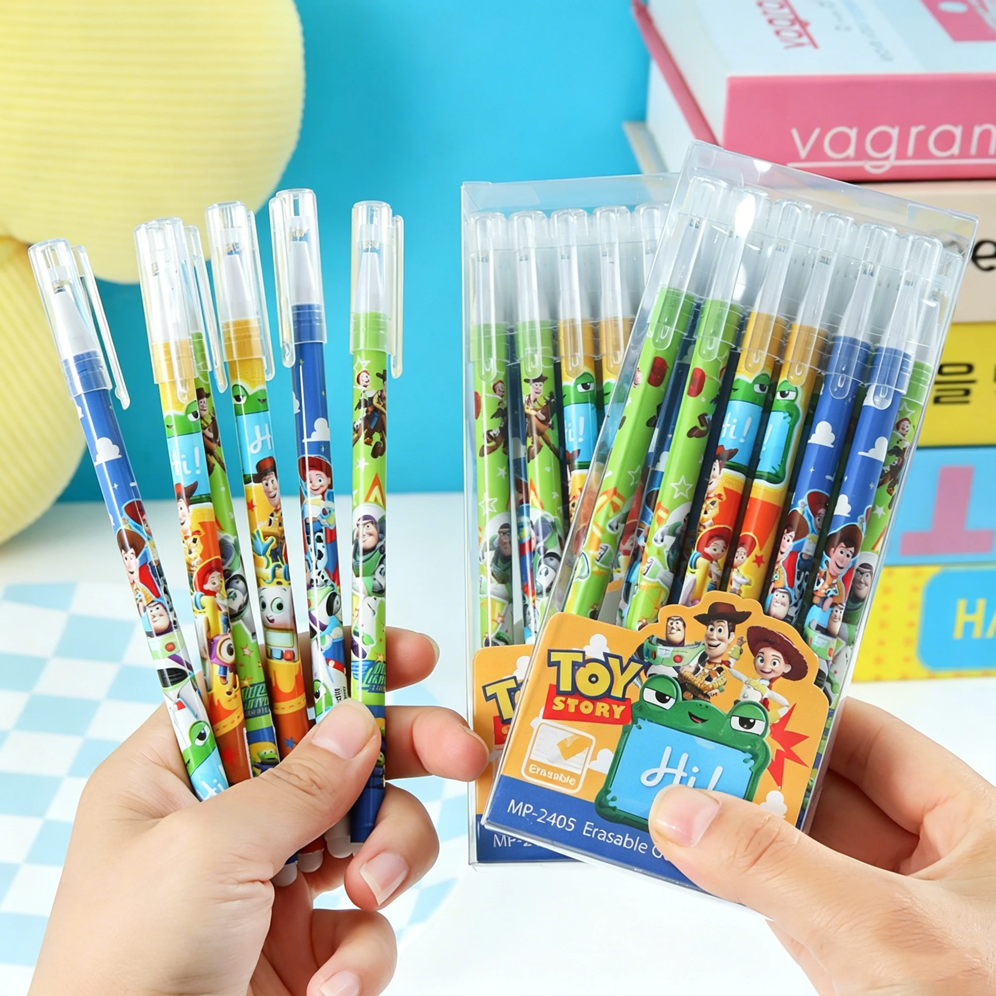 Set di 6/12/24 Penne Gel Cancellabili Toy Story, Inchiostro Blu, Punta Fine 0.5mm, per Studenti, Ufficio, Scuola, Regalo di Compleanno - immagine 5