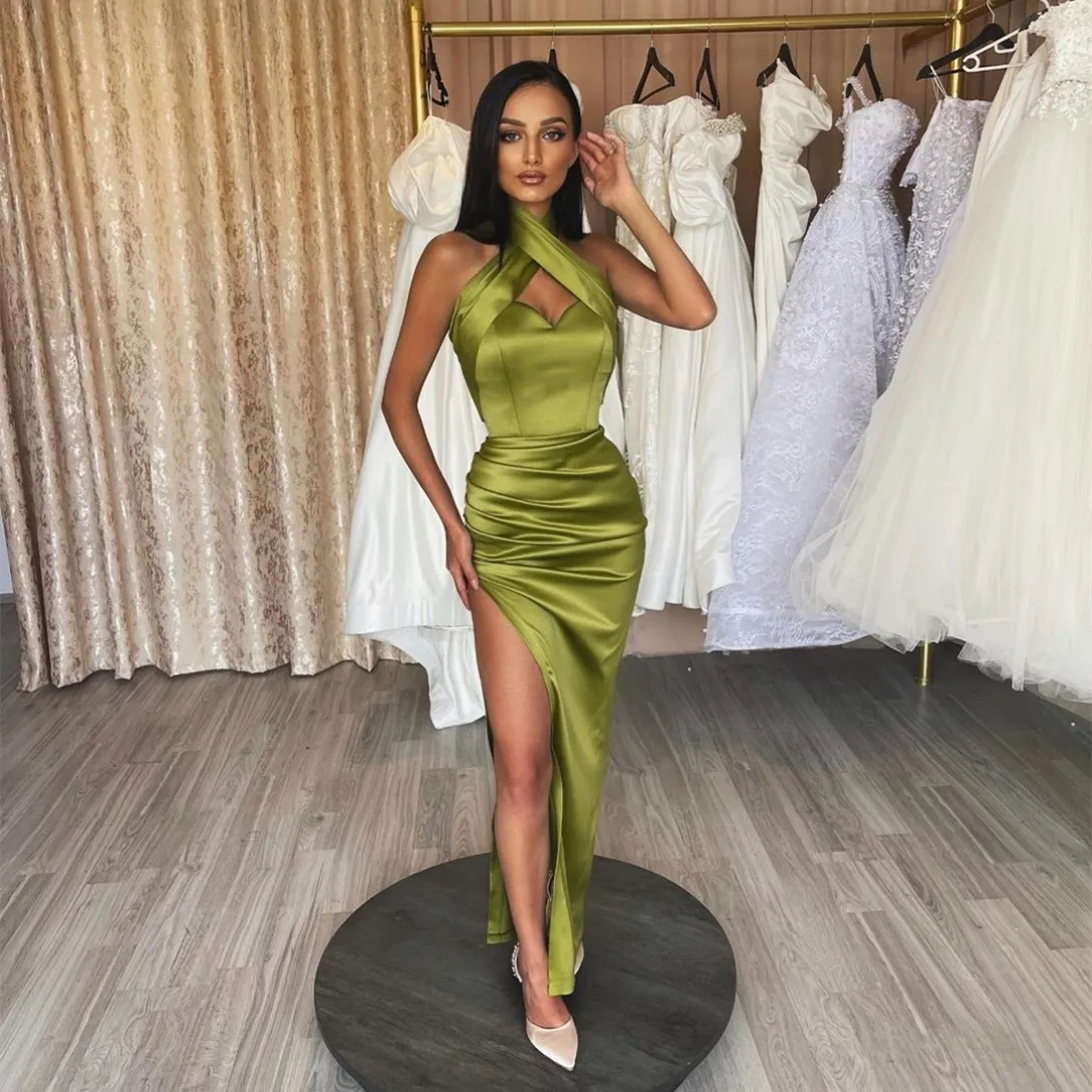 

Vintage Long Green Halter Evening Dresses With Slit Mermaid Satin Sleeveless Pleated Floor Length Zipper Prom Dresses for Women