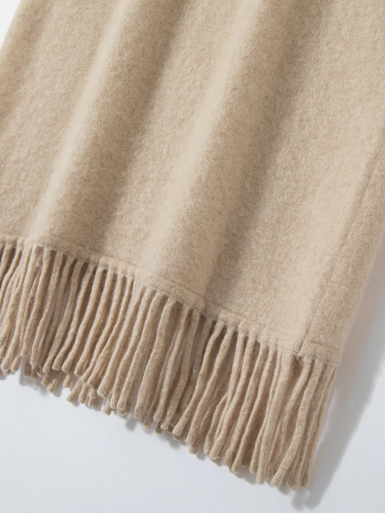 Women's cashmere long skirt detail 4