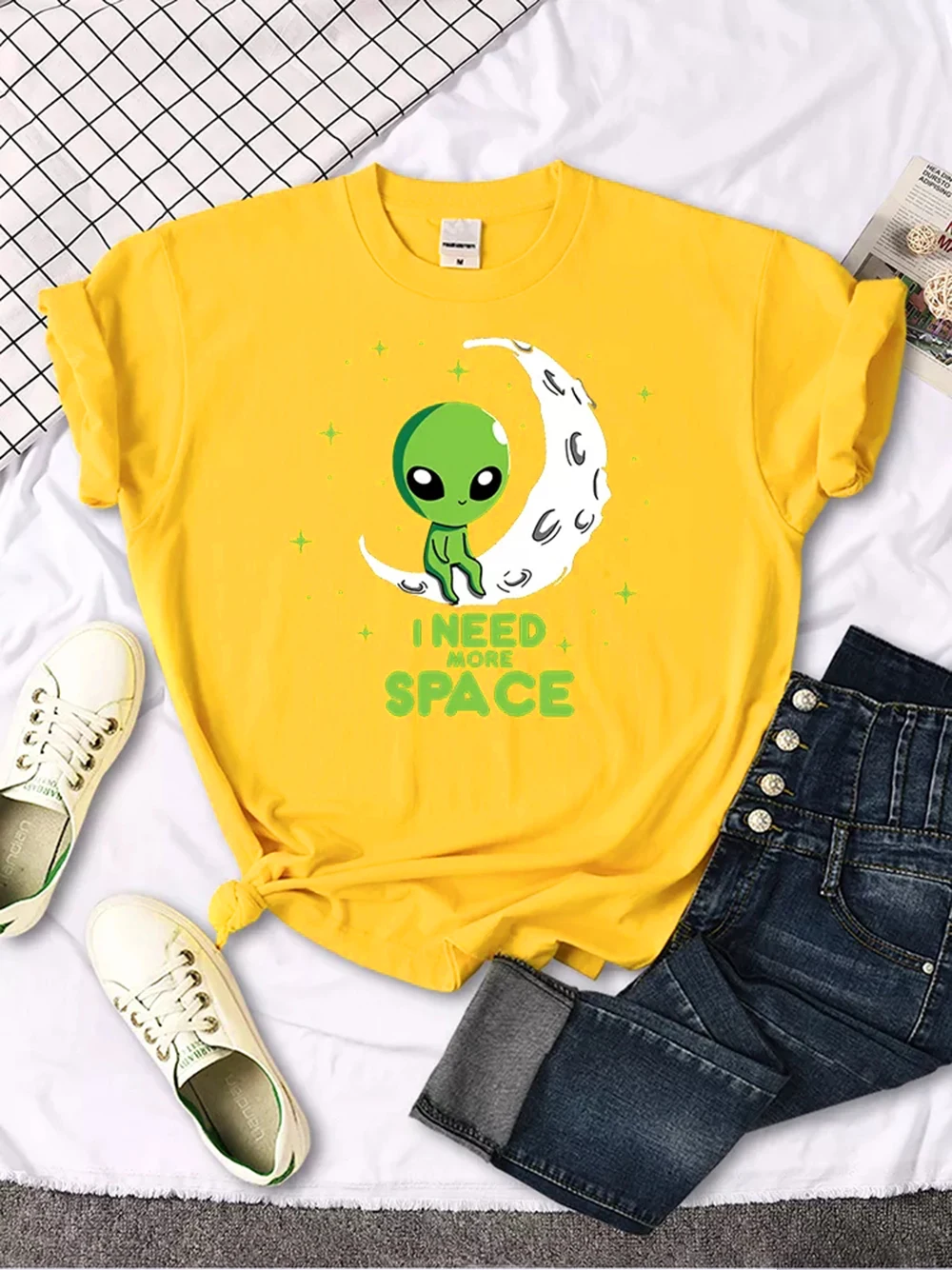 I Need More Space Green Alien Female T Shirts Cartoons Oversize Top Fashion Tshirt Leisure Fit Tee Summer Casual Women T-shirt