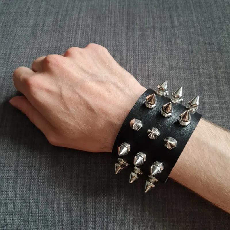 New Mainstream Rock Spiked Rivet Conical Stud Wide Leather Cuff Bracelet For Men And Women Punk Gothic Neutral Bracelet Jewelry 3