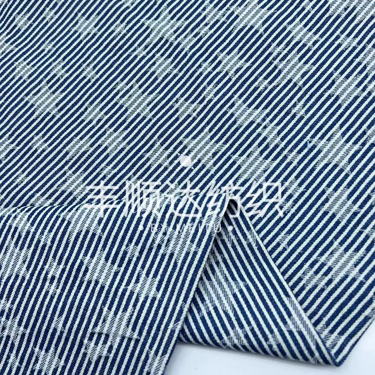 Washable Denim Fabric Star Pattern Clothing Material for Pants Jackets Skirts Bags Hats And Dresses from Mainland China