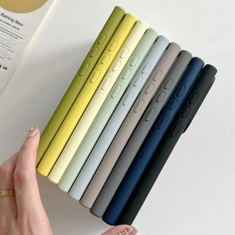 Luxury Liquid Silicone Soft Shockproof Case with MagSafe Magnetic Compatibility