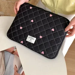 Chic Love Graphic Laptop and Tablet Protective Sleeve - 15 - 15.6inch (Black)