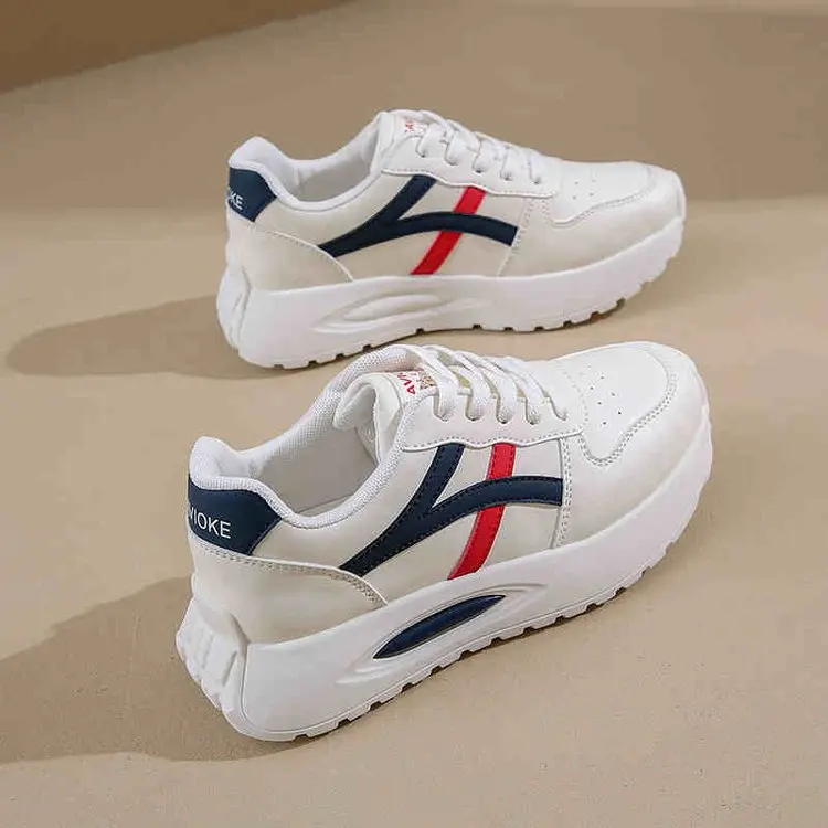 أحذية رياضية جديدة للنساء أحذية رياضية بيضاء عصرية...