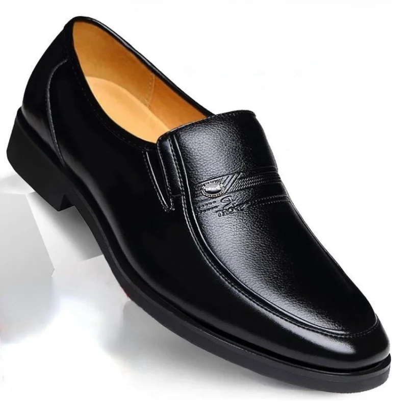 

On Leather Moccasins Dress Shoes Plus Men Brand Loafers 2022 38-44 Breathable Men's Driving Luxury Slip Formal Size Black