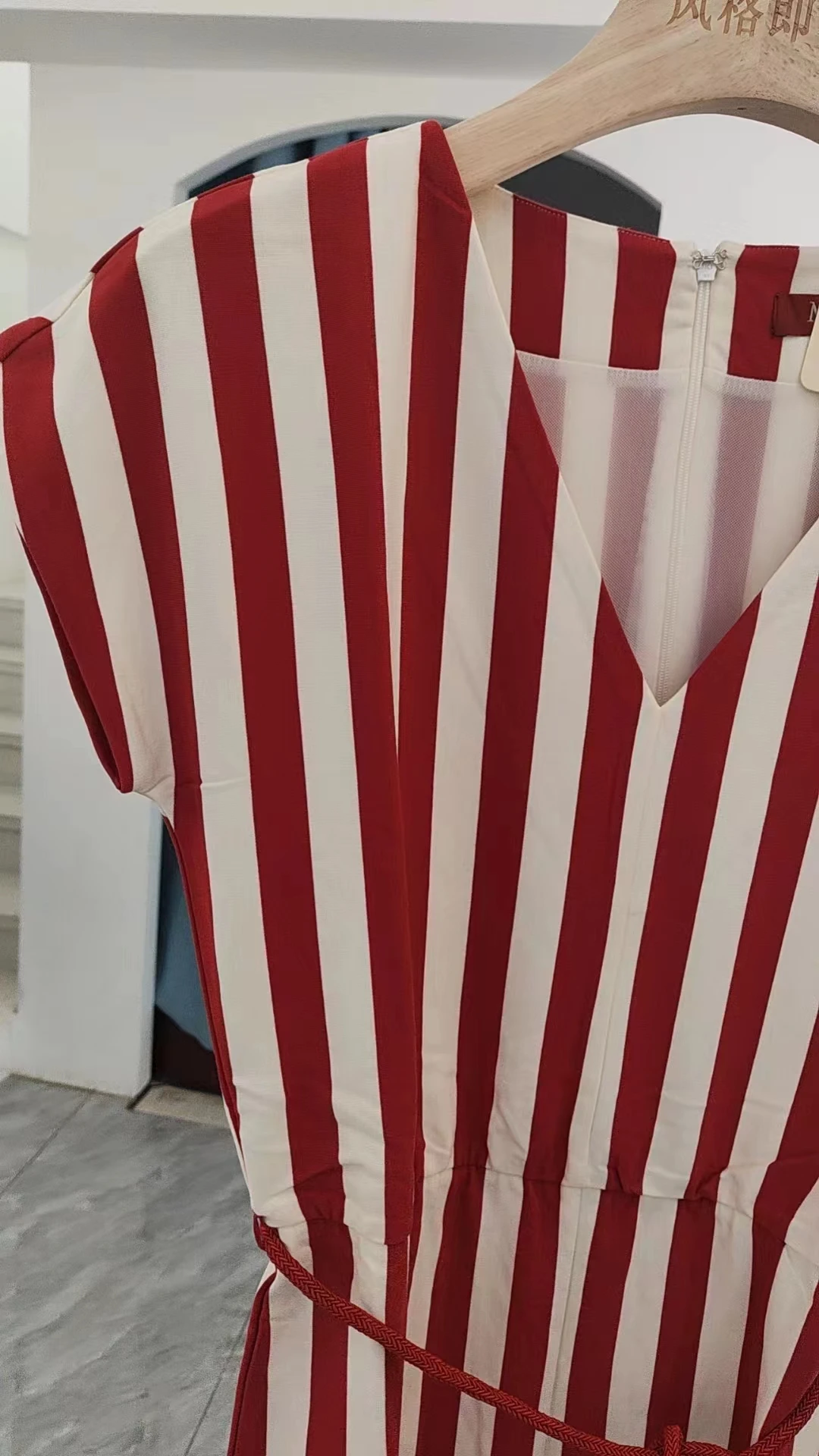 Fenggejiwo women's V-neck vertical stripe tie up jumpsuit