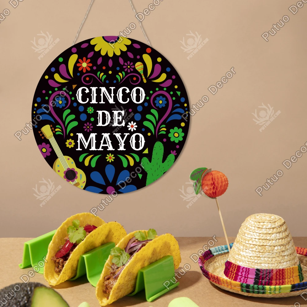 

Putuo Decor Wooden Round Hanging Sign Decor,Cinco De Mayo, Wall Art Decor for Home Farmhouse Cafe Restaurant,Cinco De Mayo Gifts