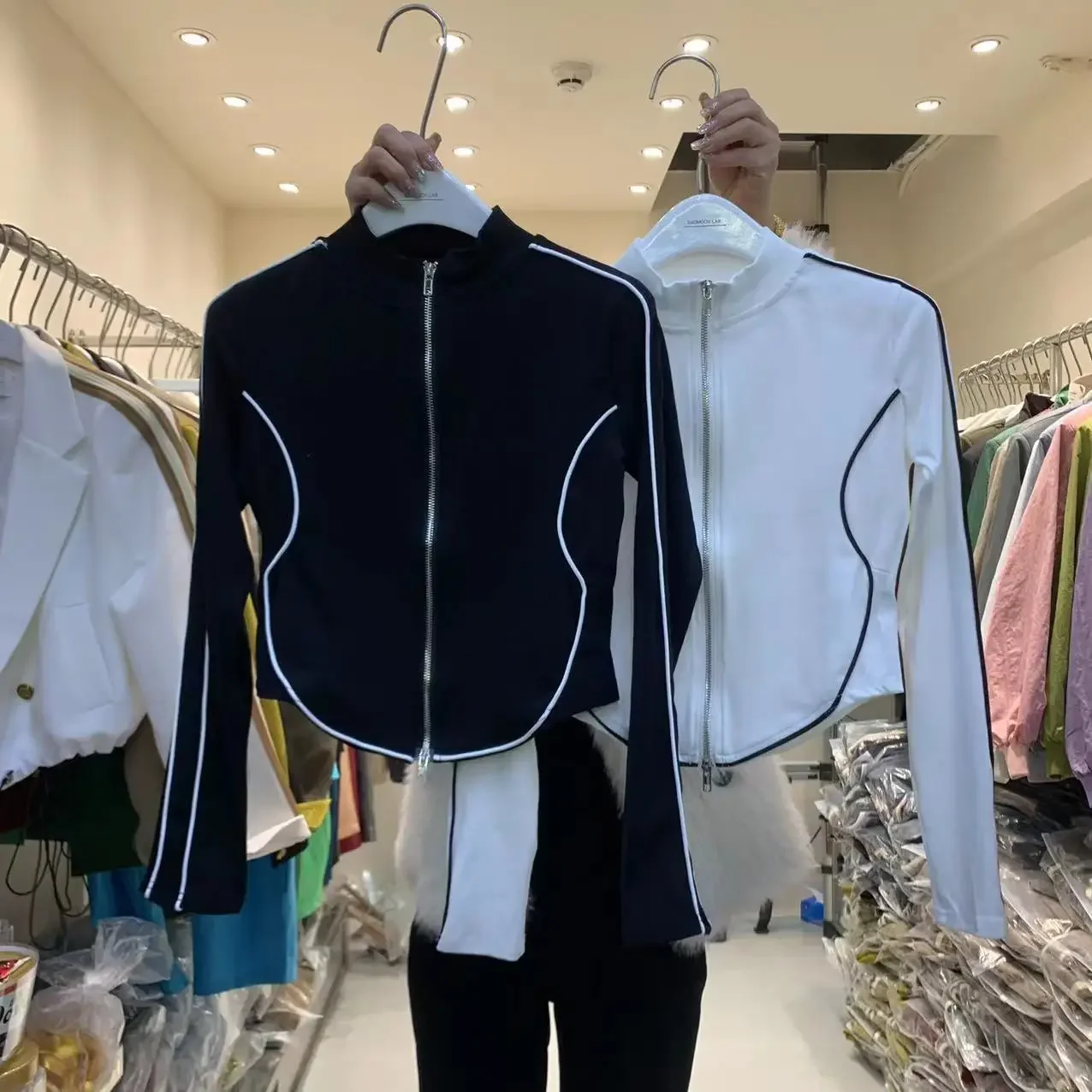 2023 Spring and Summer New Fashion All-Match Stand Collar Zipper Black Handsome Thin Short Coat Long Sleeve Women's Closing