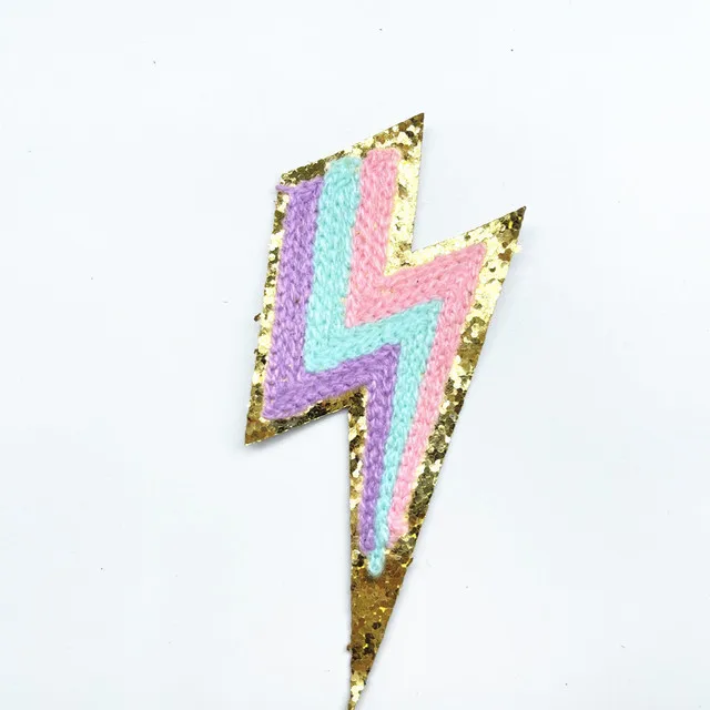 1Pc Sequin Chenille Embroidery Patches Rainbow/Lightning/Heart Patches Appliques Iron On Patches For Children Woman Clothes 