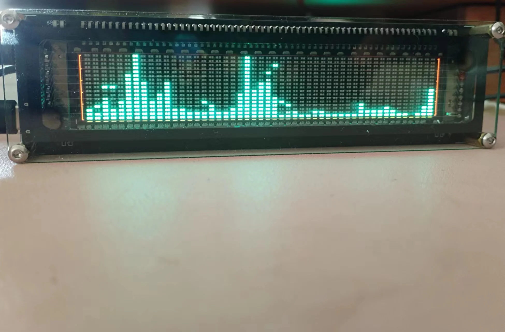 AK5017-V1 VFD Music Audio Spectrum Indicator / Audio VU Meter/Amplifier Board Level /Precision Clock/Adjustable AGC Mode audio spectrum indicator