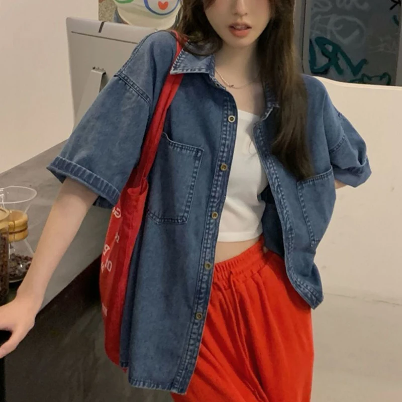 thumbnail image 1 of Camisas vaqueras coreanas de manga corta Rimocy para mujer, verano 2023, con bolsillos, chaqueta de un solo pecho, blusa vaquera azul informal para mujer, 1 of 5