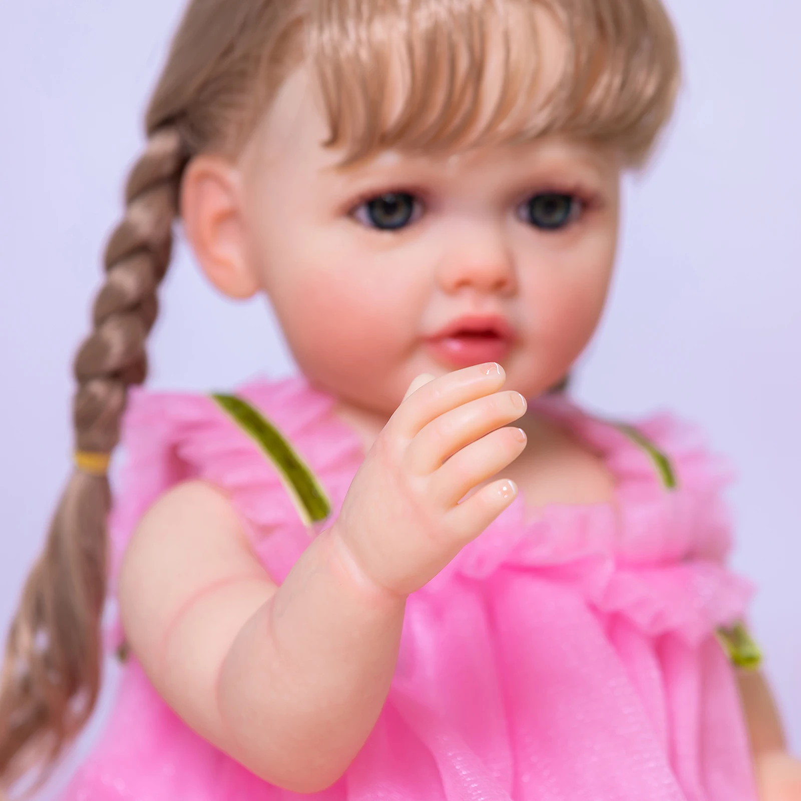 

55CM Full Body Silicone Reborn Baby Girl Betty Toddler Doll Lifelike 3D Skin Multiple Layers Painting with Visible Veins