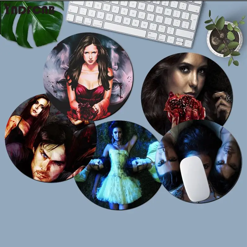 The Vampire Diaries Tappetino Per Tastiera Rotondo Fai Da Te Tappetino Da Tavolo Per Studenti Cabinet Gamer Tappetino Per Mouse Da Tavolo Tappetino Da