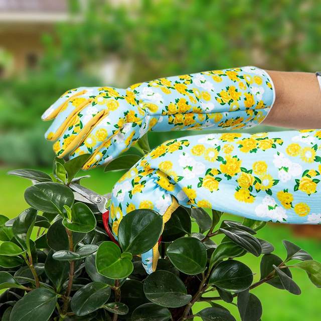 Long Sleeve Gardening Gloves Gardening Gifts Long Elbow Light Protective Gloves Rose Pruning Gloves for Outdoor Work Gardener
