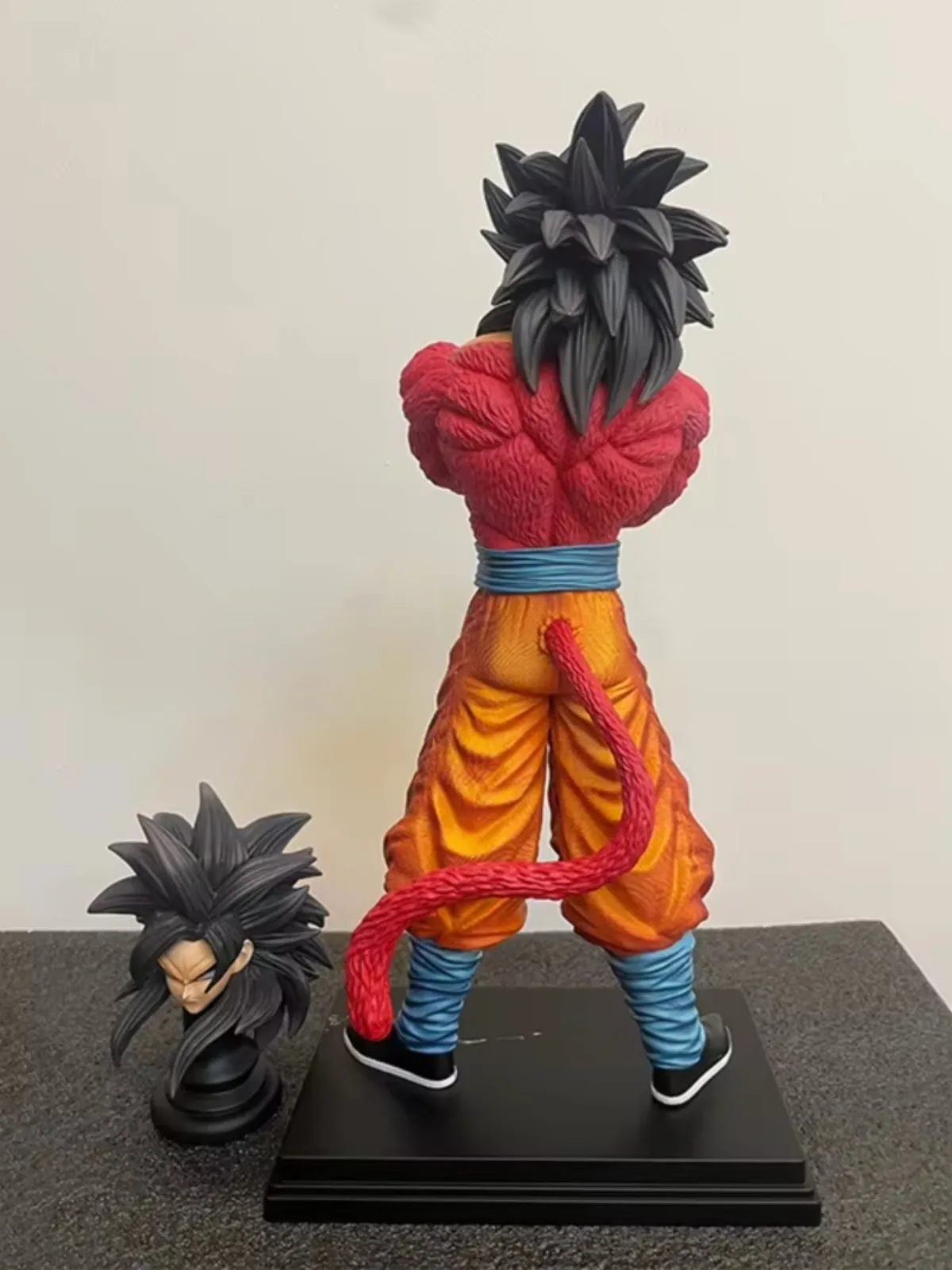 مجسم دراغون بول سوبر سايان سون جوكو 32 سم
