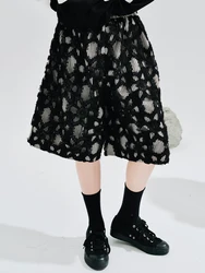 IMAKOKONI original design elastic waist black shorts lace patchwork quarter pants for women 234215