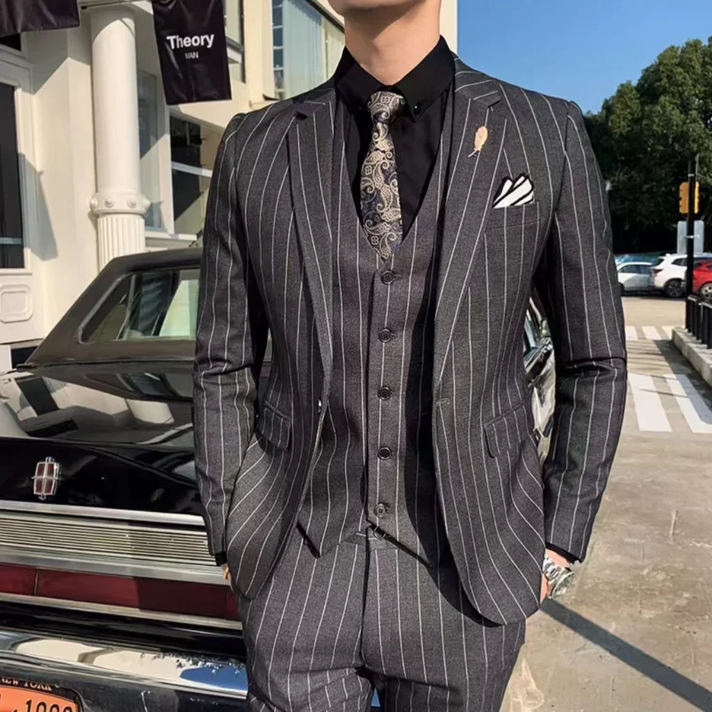 Formal Men's Striped Suit Two-Piece Blazer Vest Pants Set Slim Fit Classic Tuxedo Set for Wedding Party Business