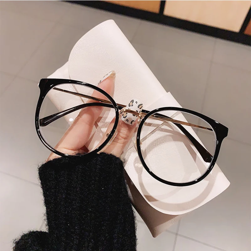 Occhiali Anti Luce Blu 👓 Proteggi i Tuoi Occhi Occhiali Anti Luce Blu 👓 Proteggi i Tuoi Occhi