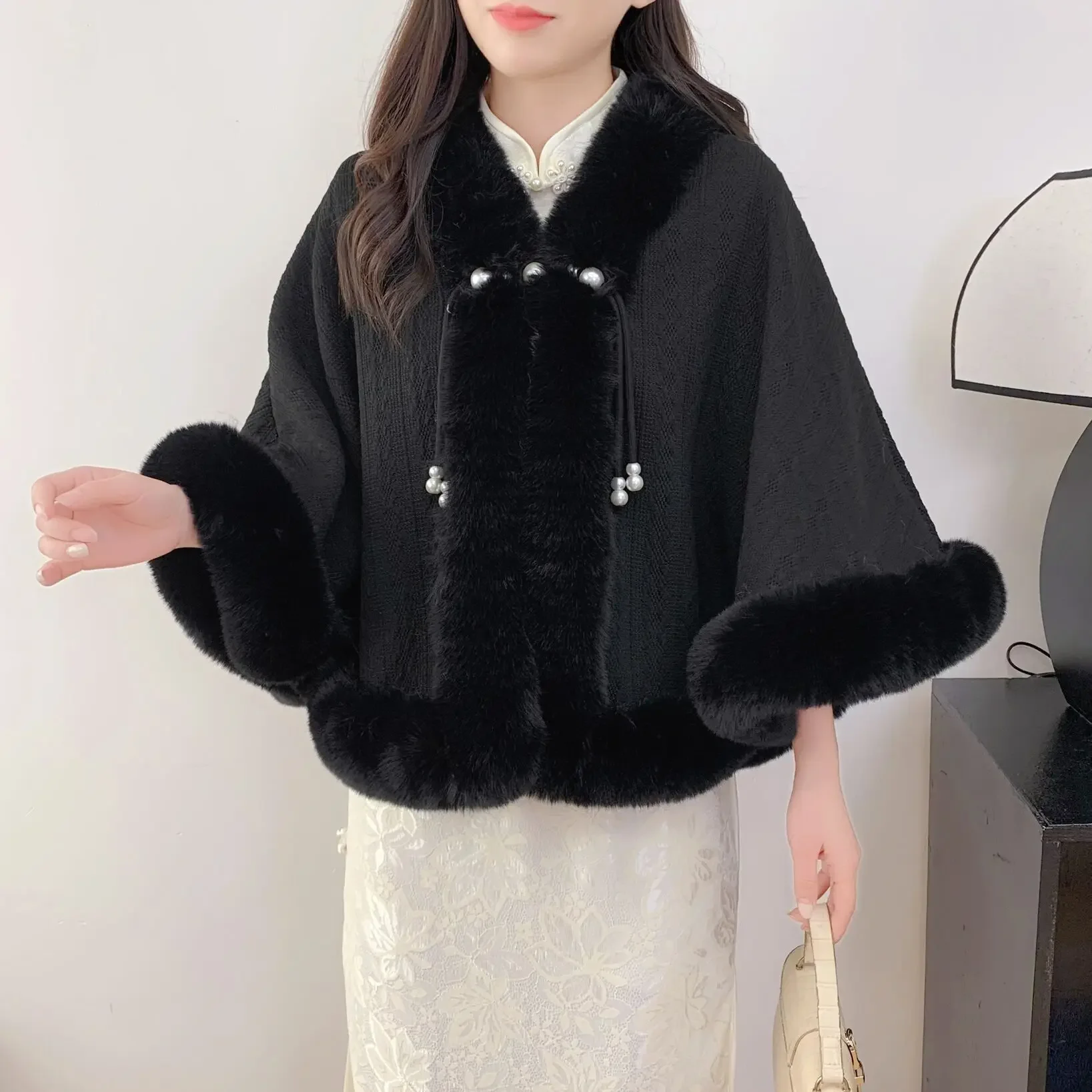 

Poncho Cloak Shawl Women's Autumn Winter Short Print Plush Thickened Imitation Rabbit Fur Collar Cheongsam Wedding Cape Coat P2